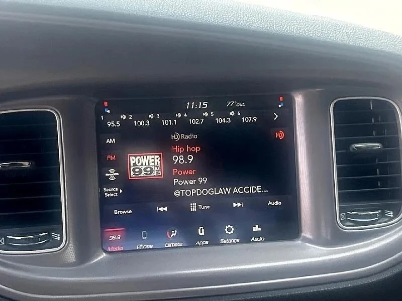 2023 Dodge Charger 7th Gen - Image 9 of 12