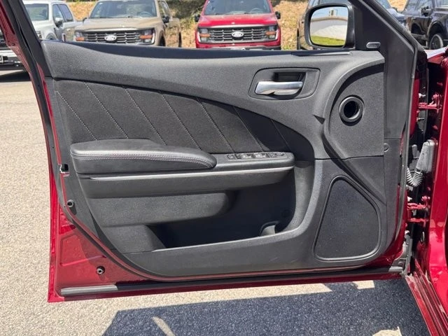 2023 Dodge Charger 7th Gen - Image 15 of 30