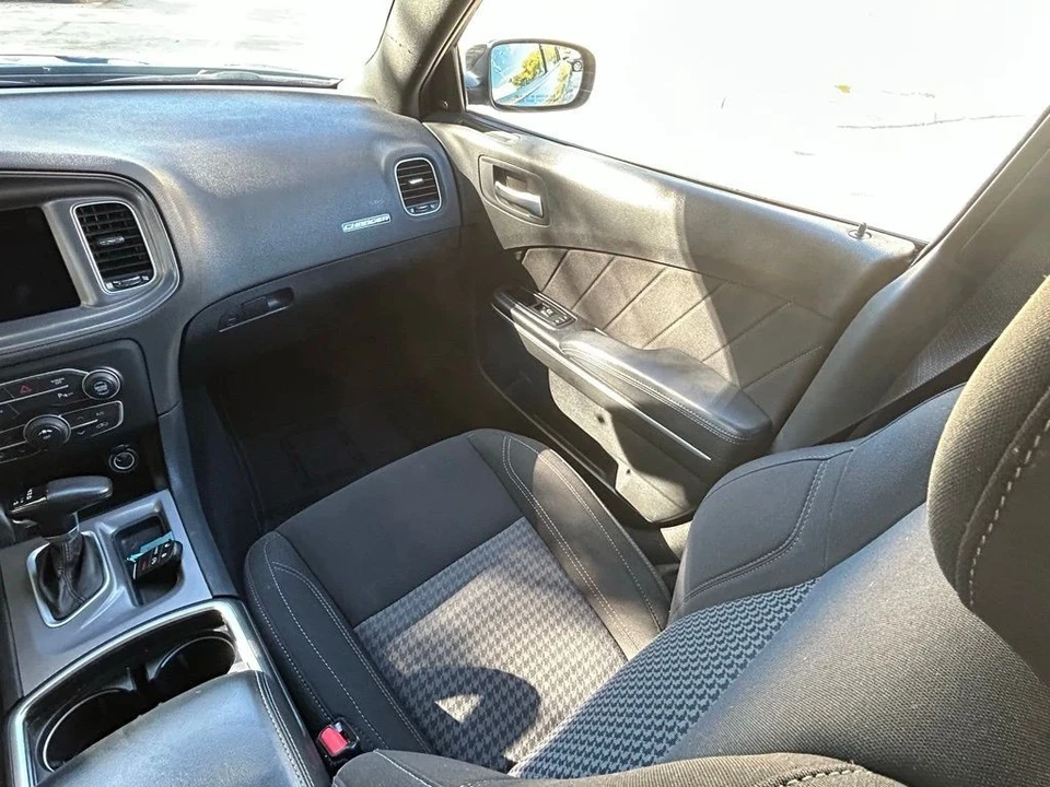 2023 Dodge Charger 8th Gen - Image 11 of 12
