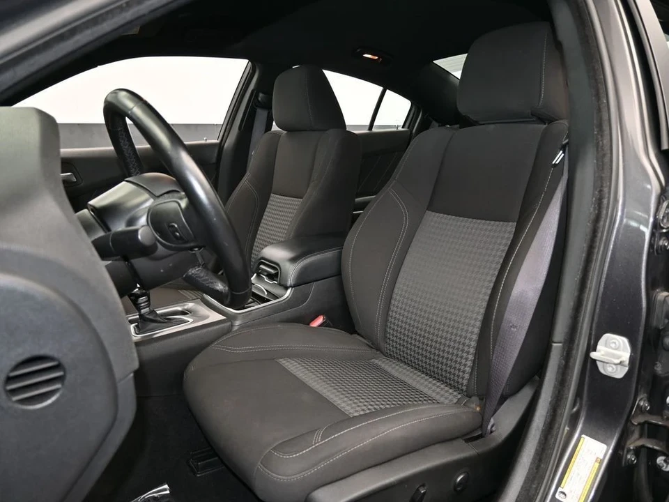 2023 Dodge Charger 7th Gen - Image 10 of 12