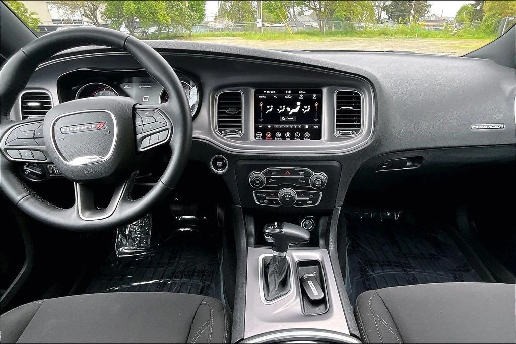2023 Dodge Charger 7th Gen - Image 16 of 31