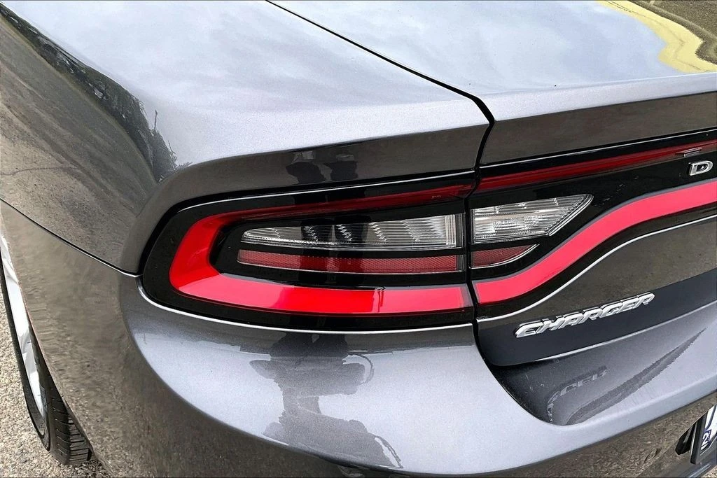 2023 Dodge Charger 7th Gen - Image 28 of 31