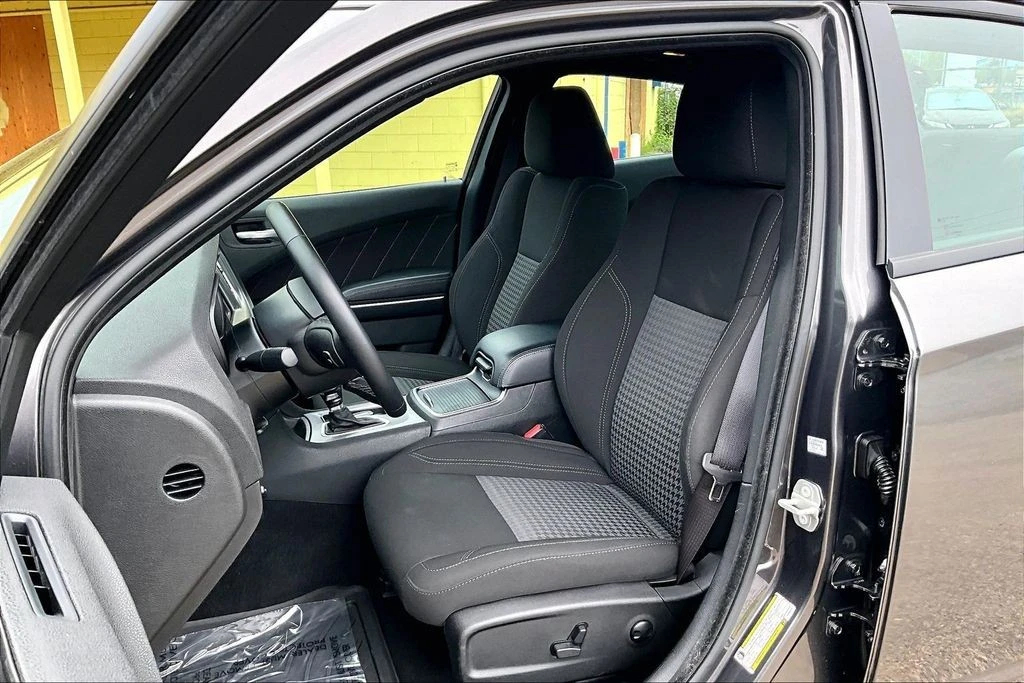 2023 Dodge Charger 7th Gen - Image 9 of 31