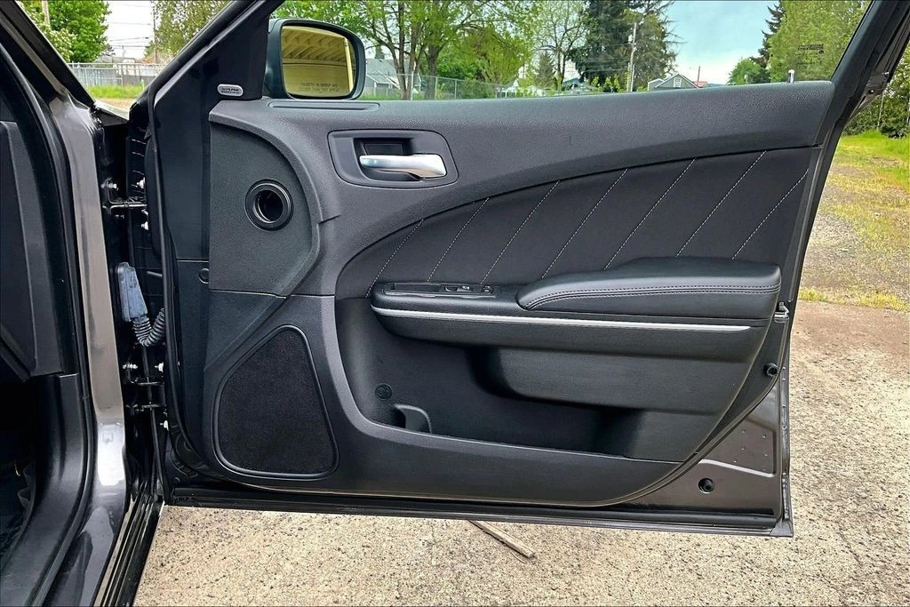 2023 Dodge Charger 7th Gen - Image 23 of 31