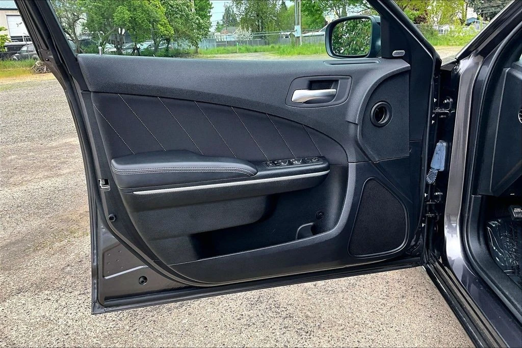 2023 Dodge Charger 7th Gen - Image 22 of 31