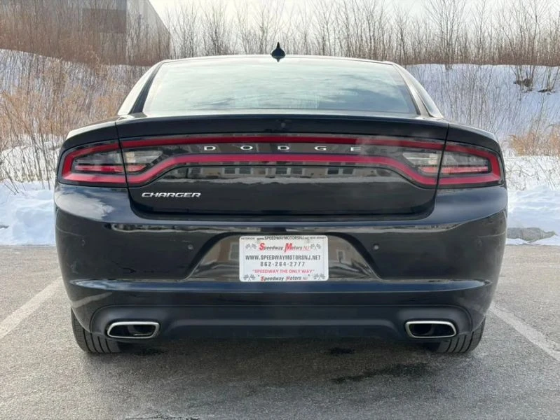 2023 Dodge Charger 8th Gen - Image 7 of 12
