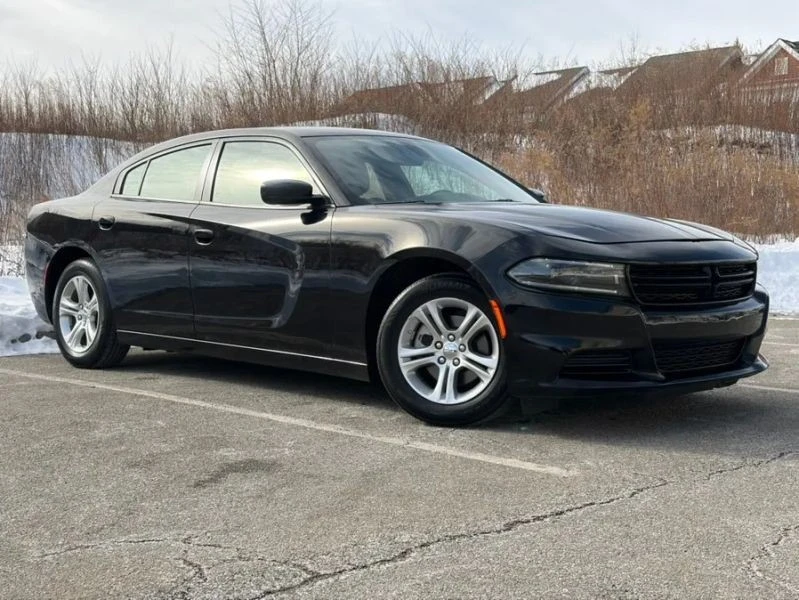 2023 Dodge Charger 8th Gen - Image 2 of 12
