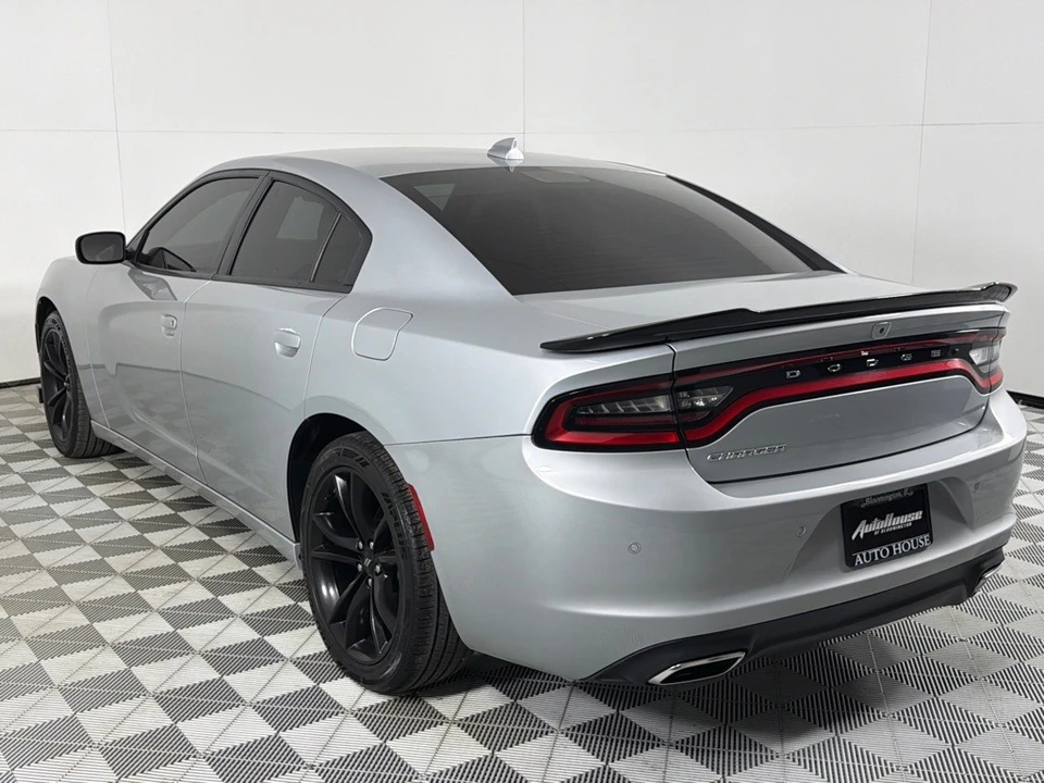 2023 Dodge Charger 8th Gen - Image 7 of 12