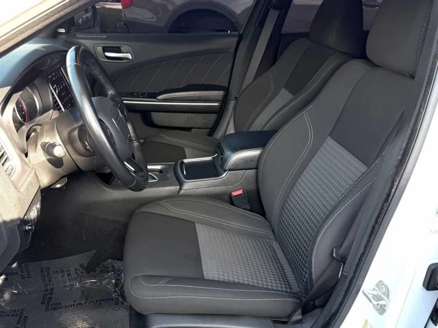 2023 Dodge Charger 7th Gen - Image 15 of 21