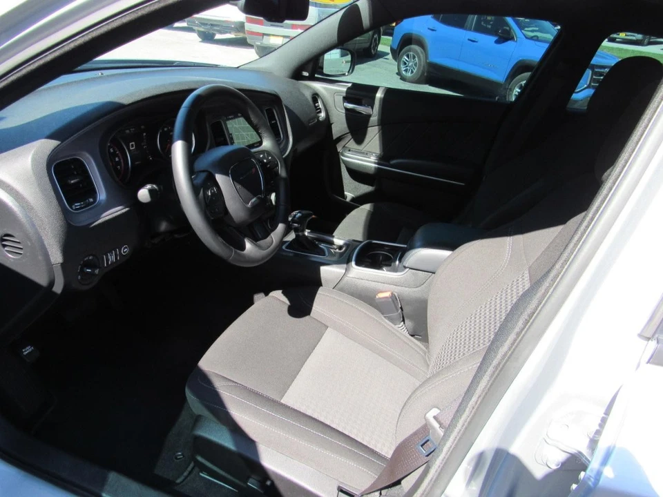2023 Dodge Charger 7th Gen - Image 13 of 31