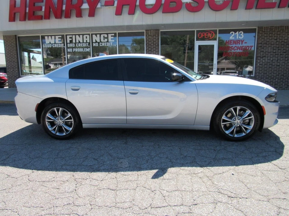 2023 Dodge Charger 7th Gen - Image 9 of 31