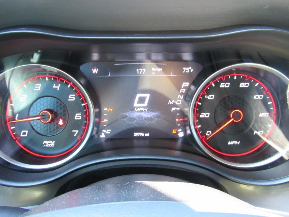 2023 Dodge Charger 7th Gen - Image 20 of 31