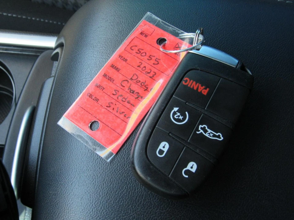 2023 Dodge Charger 7th Gen - Image 14 of 31