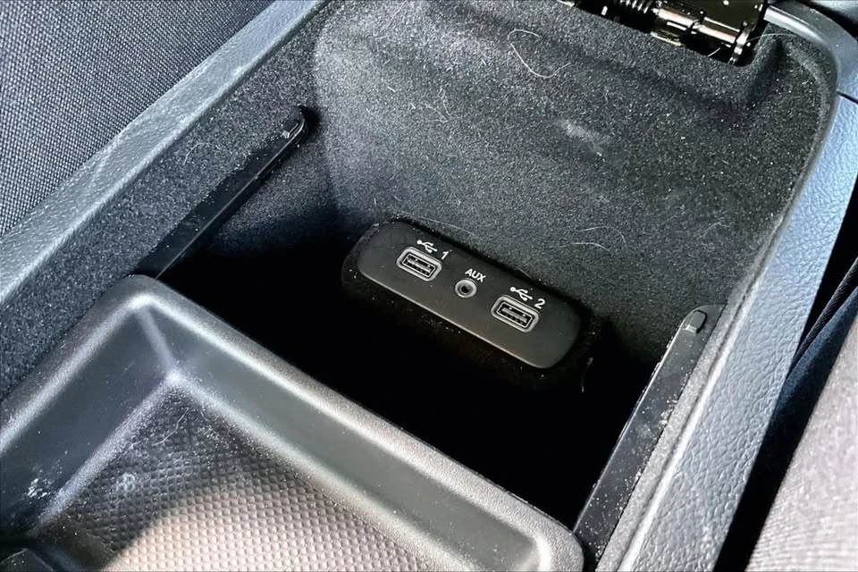 2023 Dodge Charger 7th Gen - Image 15 of 20