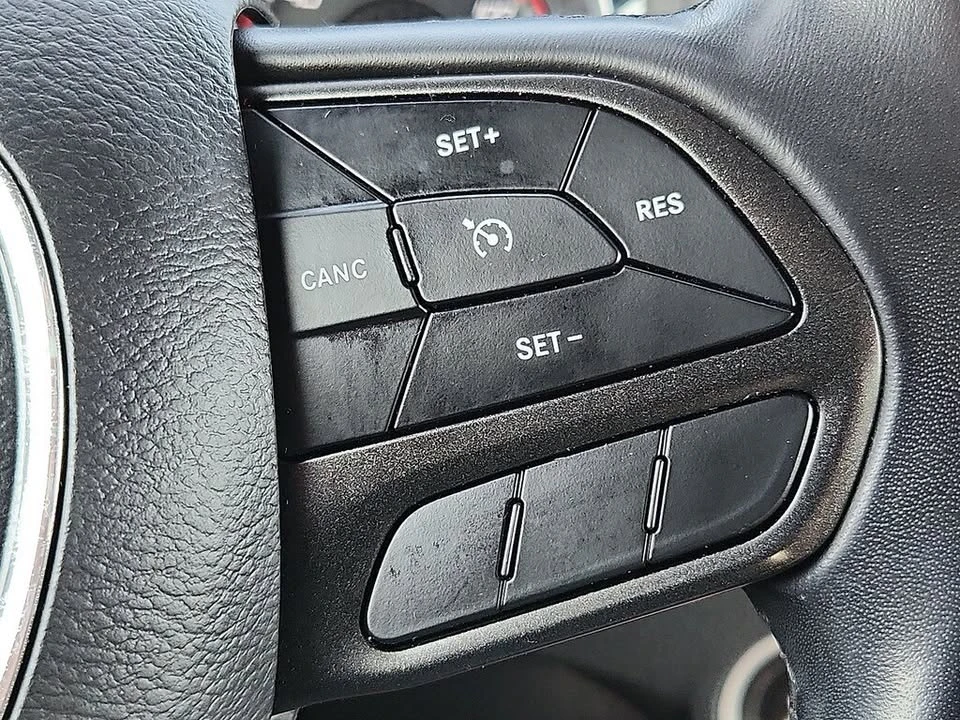 2023 Dodge Charger 7th Gen - Image 13 of 19