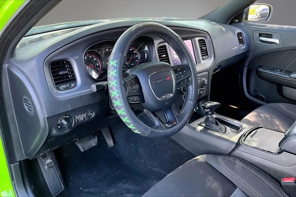 2023 Dodge Charger 7th Gen - Image 16 of 20