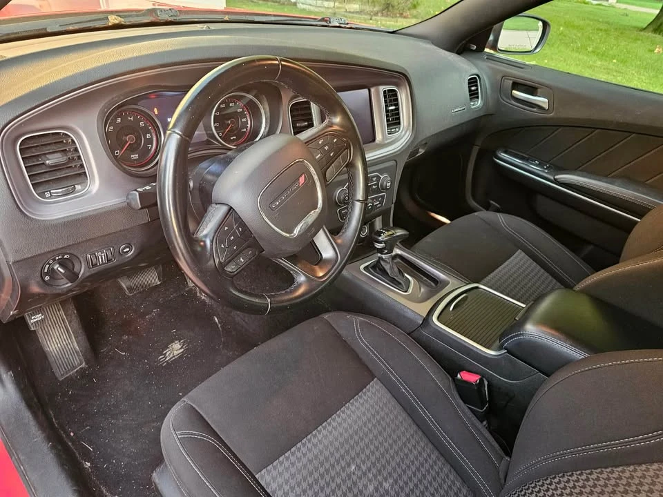 2023 Dodge Charger 7th Gen - Image 8 of 11