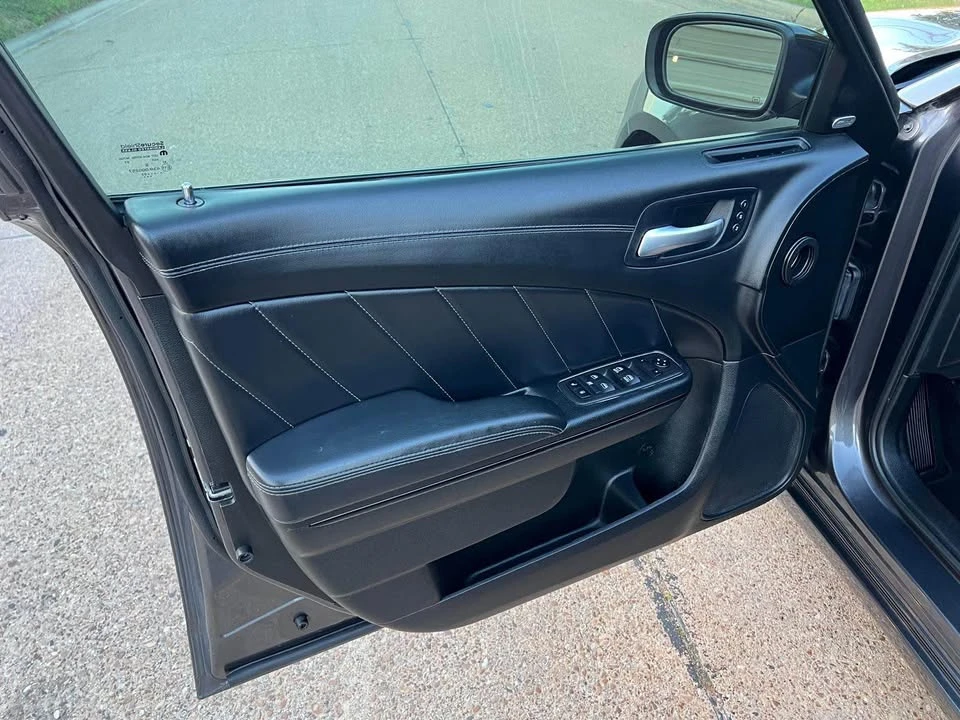 2023 Dodge Charger 7th Gen - Image 12 of 19