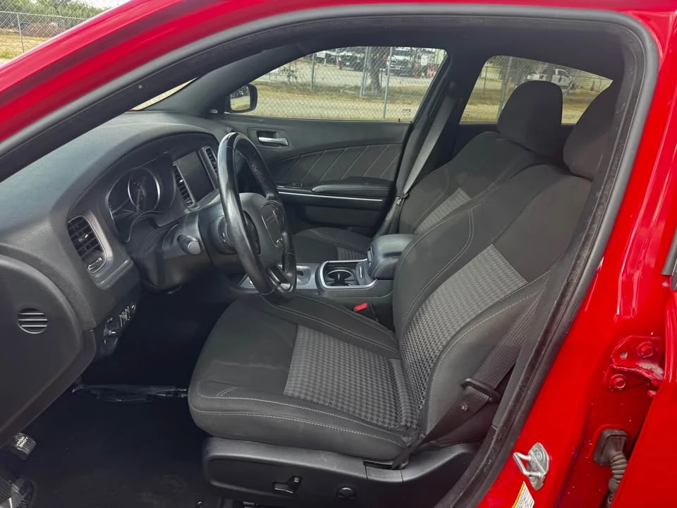 2023 Dodge Charger 7th Gen - Image 6 of 12