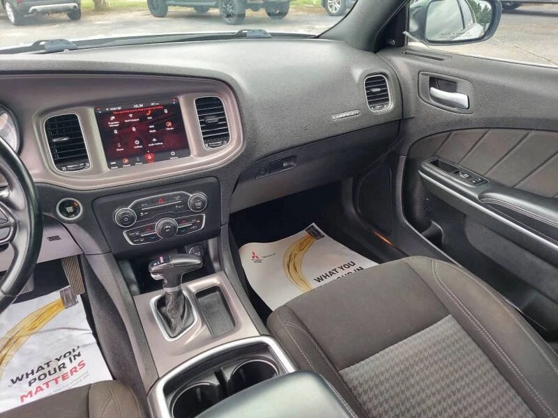 2023 Dodge Charger 7th Gen - Image 13 of 15