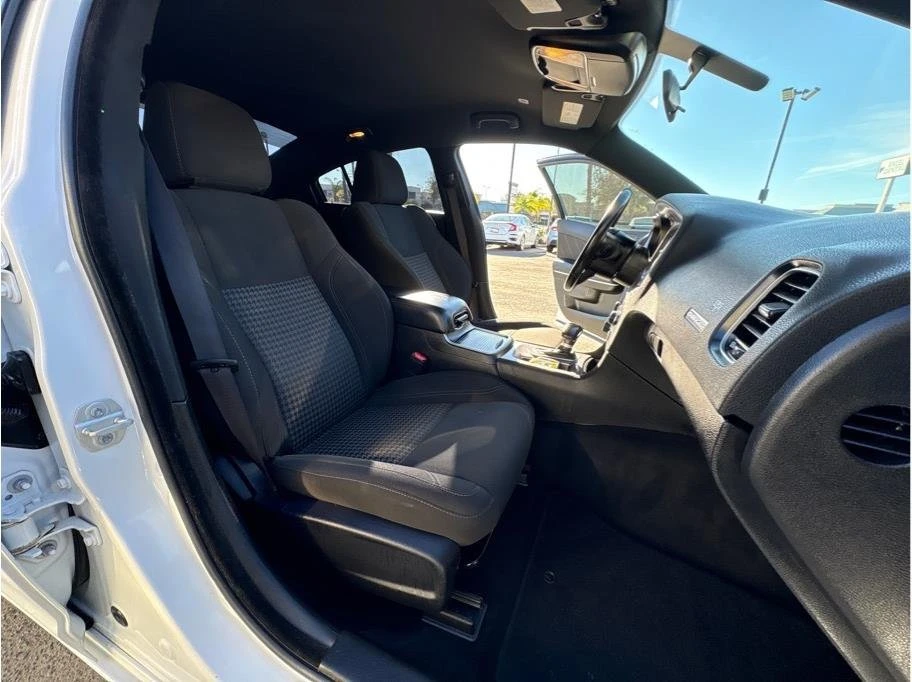 2023 Dodge Charger 7th Gen - Image 7 of 17
