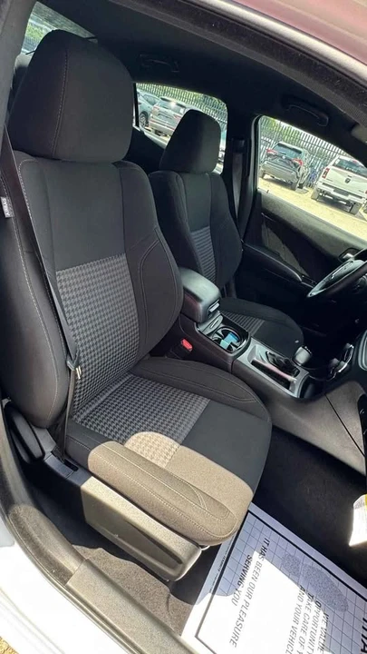 2023 Dodge Charger 7th Gen - Image 5 of 7