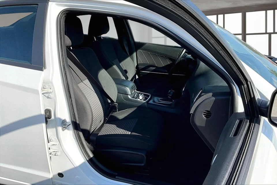2023 Dodge Charger 7th Gen - Image 7 of 16