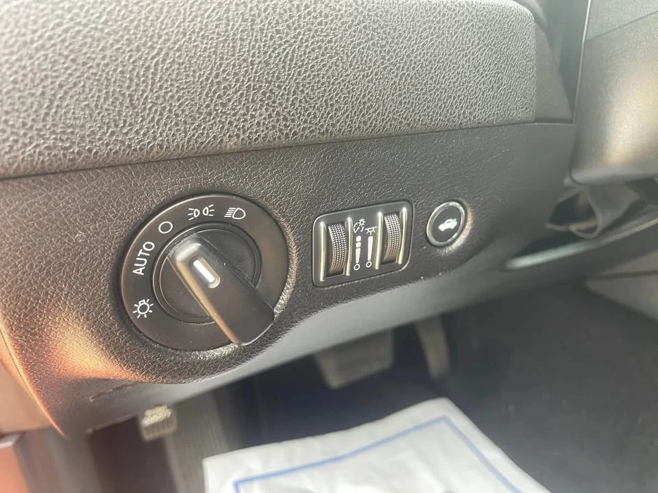 2023 Dodge Charger 7th Gen - Image 9 of 16