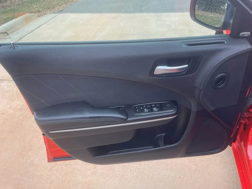 2023 Dodge Charger 7th Gen - Image 15 of 16