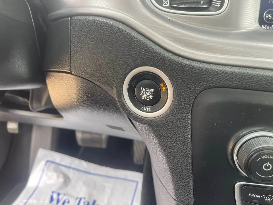 2023 Dodge Charger 7th Gen - Image 12 of 16