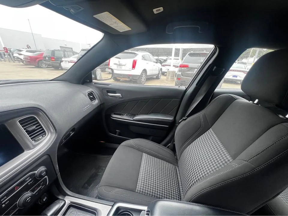 2023 Dodge Charger 7th Gen - Image 11 of 16