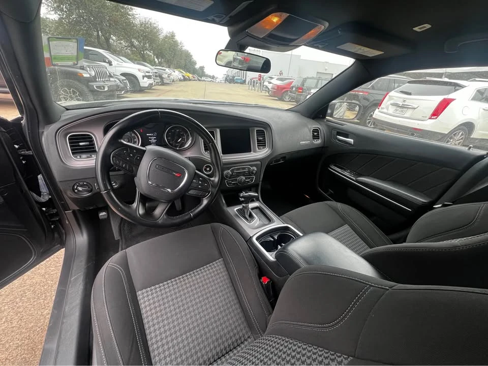 2023 Dodge Charger 7th Gen - Image 8 of 16