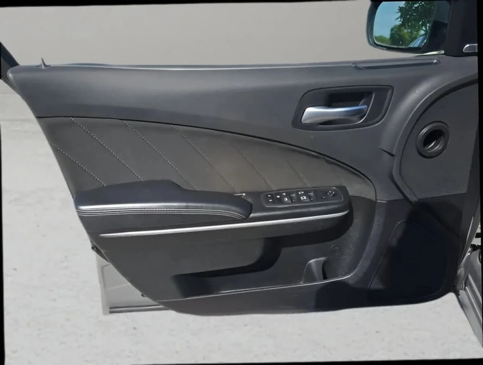 2023 Dodge Charger 7th Gen - Image 9 of 20