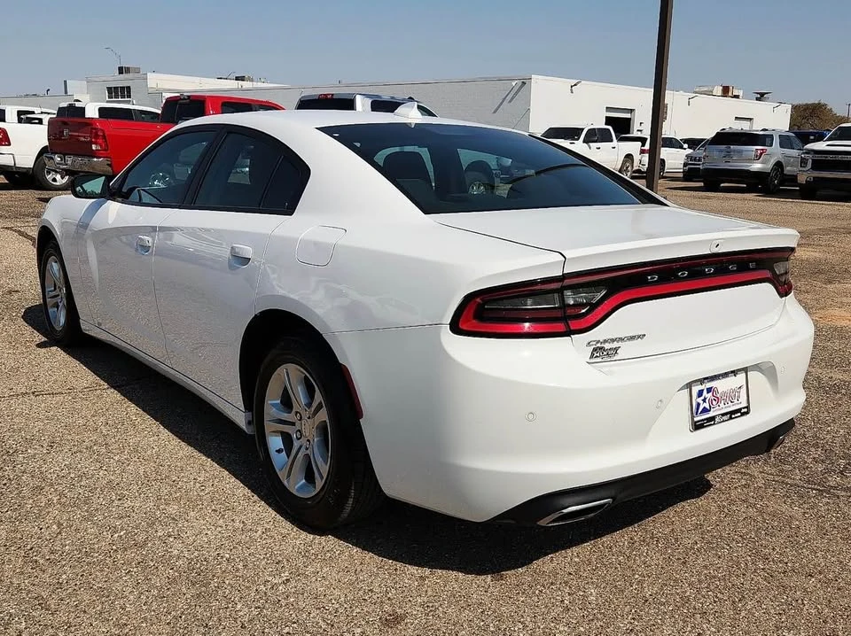 2023 Dodge Charger 7th Gen - Image 3 of 10