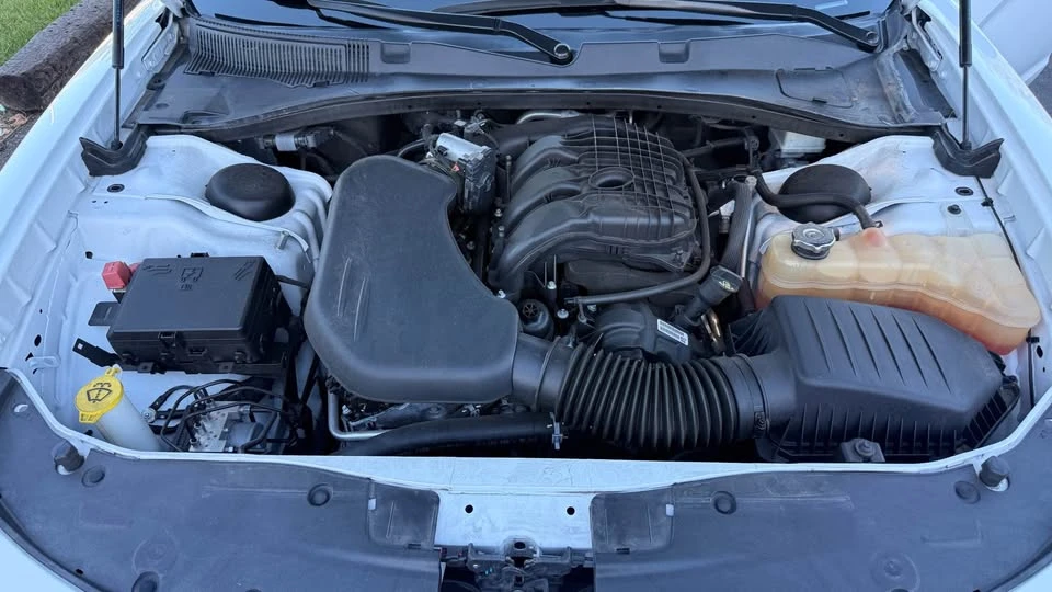 2023 Dodge Charger 7th Gen - Image 10 of 16