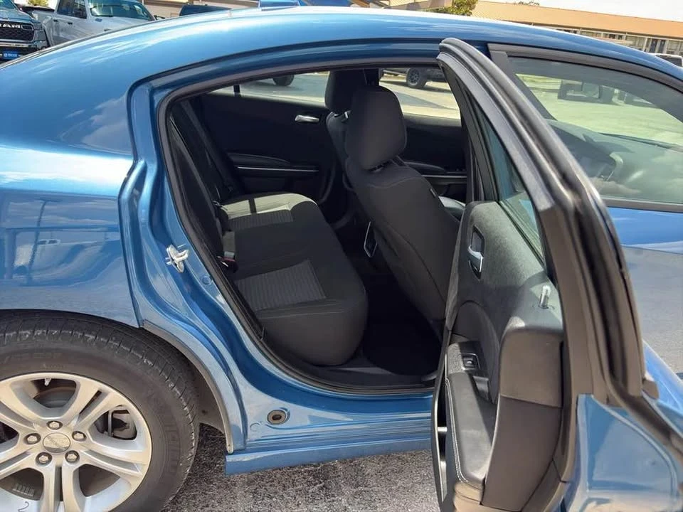 2023 Dodge Charger 7th Gen - Image 9 of 15