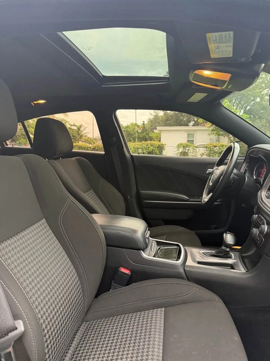2023 Dodge Charger 7th Gen - Image 8 of 15