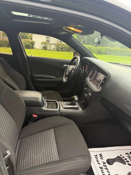 2023 Dodge Charger 7th Gen - Image 9 of 15