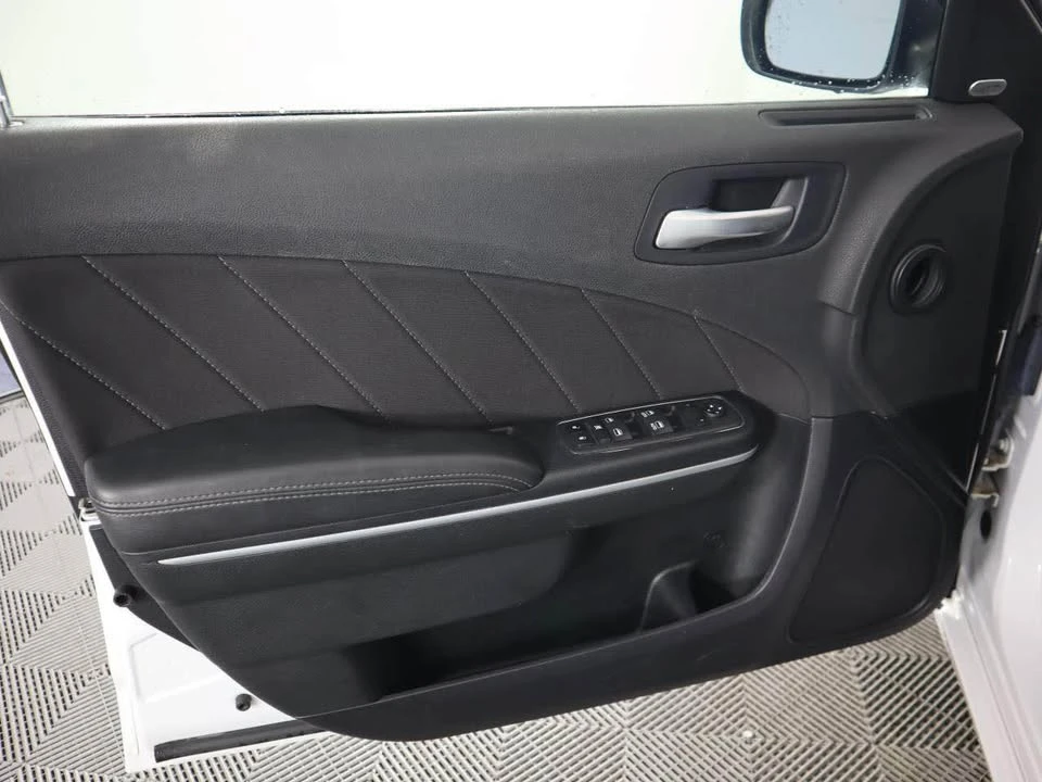 2023 Dodge Charger 7th Gen - Image 7 of 13
