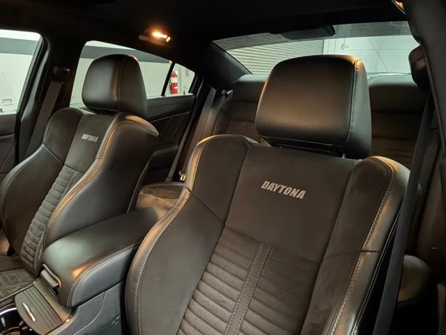 2023 Dodge Charger SRT & 392 7th Gen - Image 21 of 31