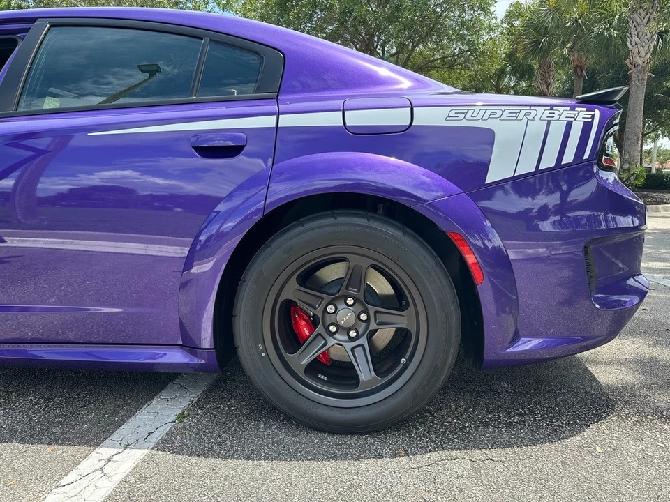 2023 Dodge Charger SRT & 392 7th Gen - Image 17 of 31
