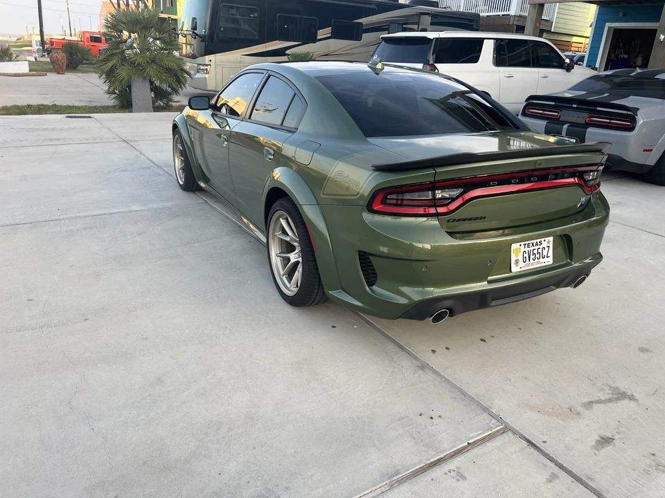 2023 Dodge Charger SRT & 392 7th Gen - Image 5 of 31