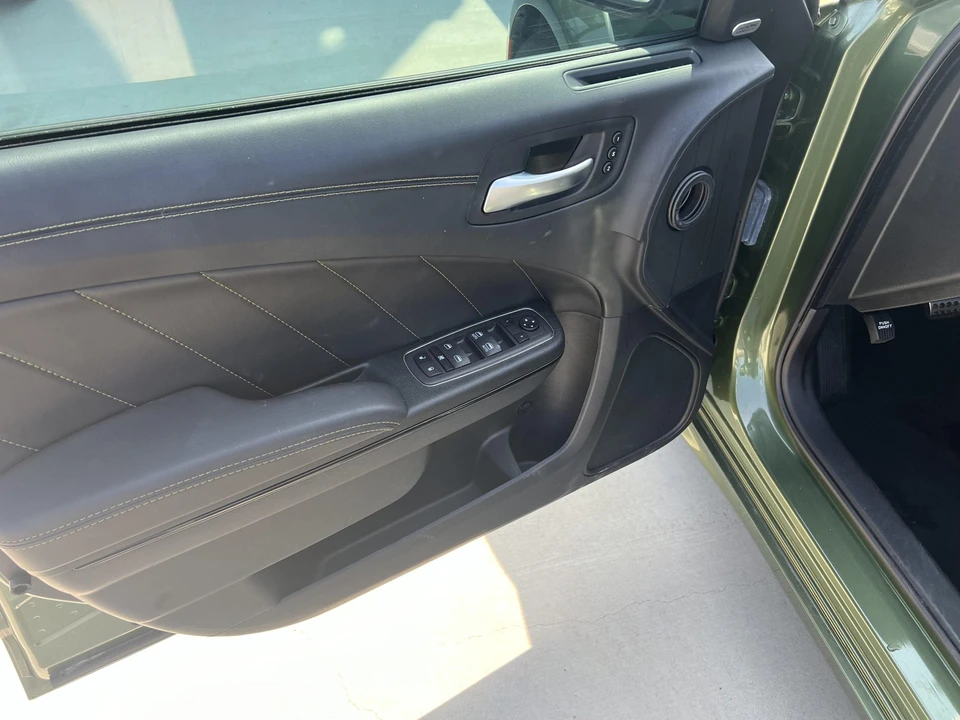 2023 Dodge Charger SRT & 392 7th Gen - Image 28 of 31