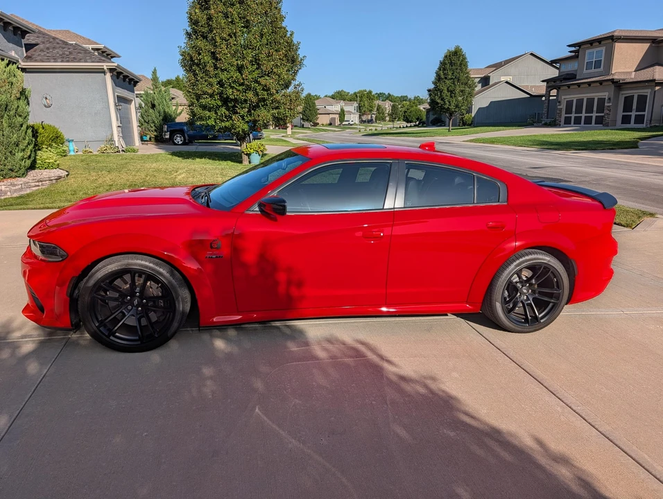 2023 Dodge Charger SRT & 392 7th Gen - Image 11 of 31