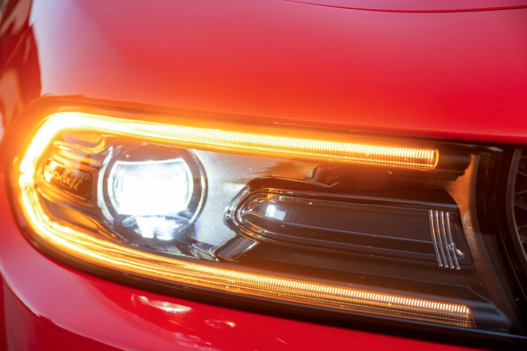 2023 Dodge Charger 8th Gen - Image 16 of 31