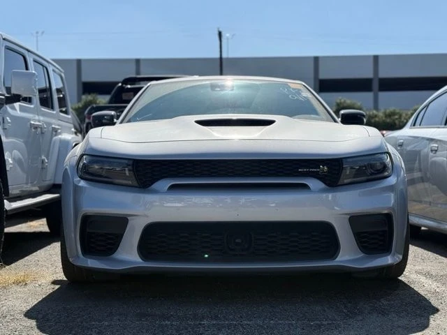 2023 Dodge Charger 8th Gen - Image 2 of 11
