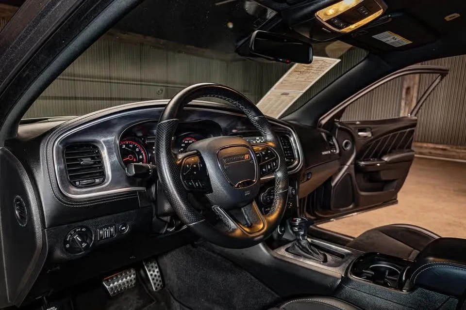2023 Dodge Charger SRT & 392 7th Gen - Image 9 of 17