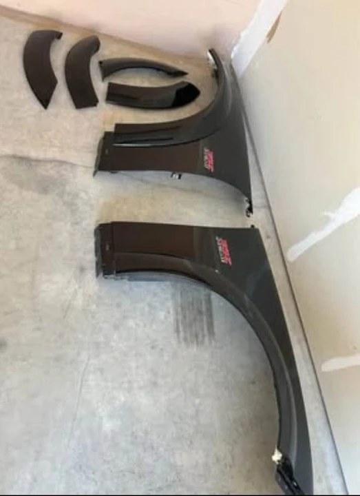 2023 Parts & Memorabilia Bodywork - Image 8 of 9
