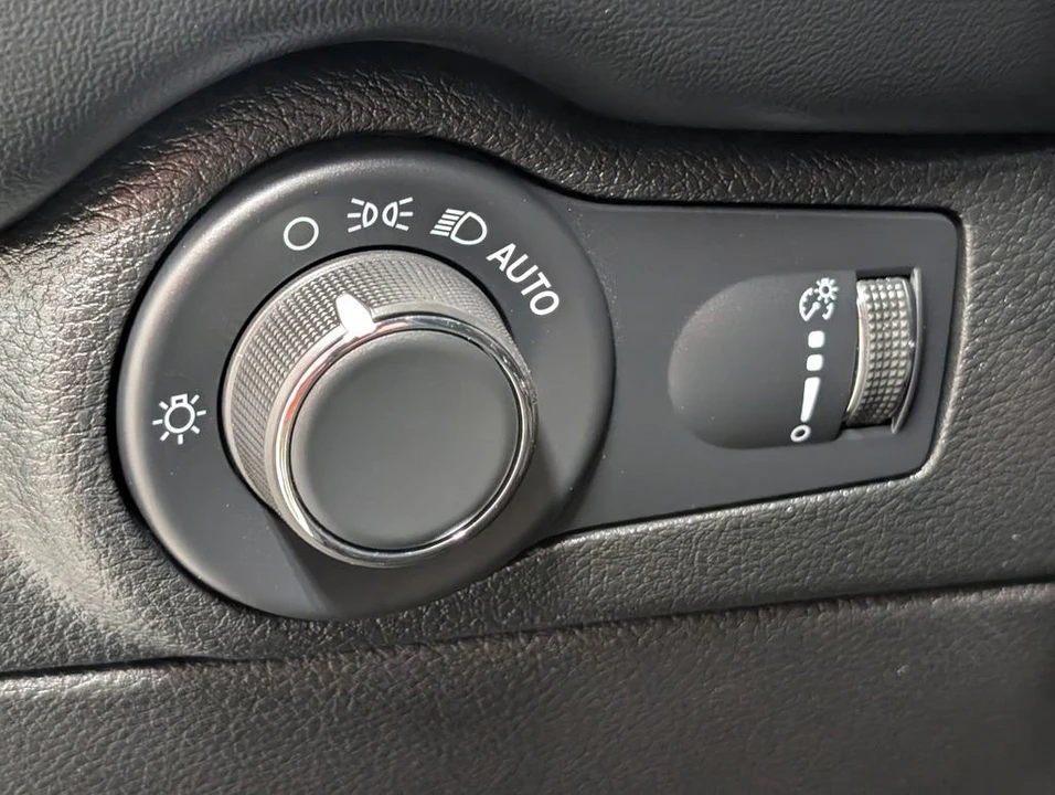 2023 Dodge Durango 3rd Gen - Image 9 of 27