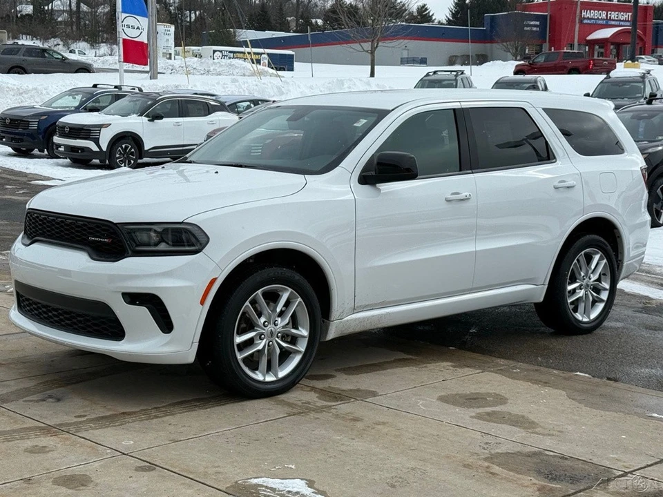 2023 Dodge Durango 3rd Gen - Image 2 of 12